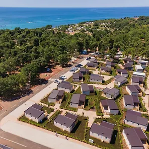 Vakantiepark Eurocamp Mobile Homes At Campsite Park, Umag