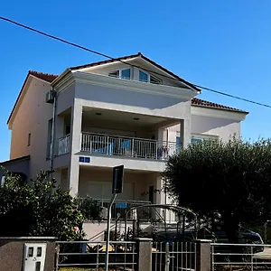 Appartamento Lili, Umago